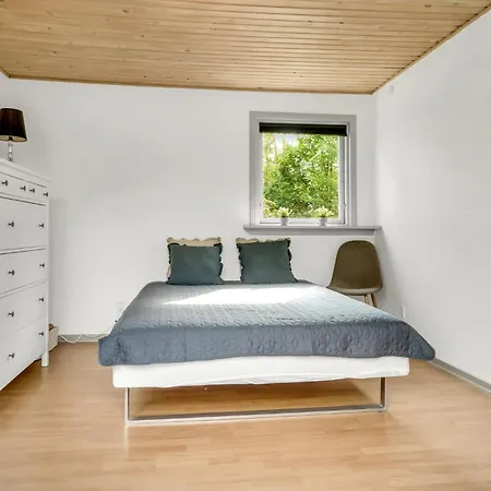Feriehus 2 Bedroom Amazing In