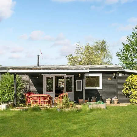 2 Bedroom Amazing In Feriehus Jægerspris