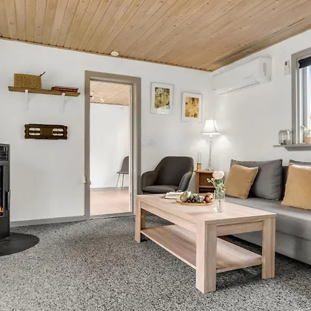 Holiday home 2 Bedroom Amazing In